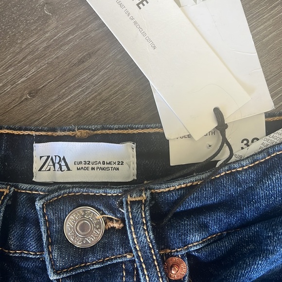 Zara Flare jeans - Picture 4 of 5